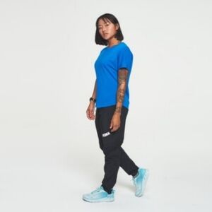 Hoka Women's Lifestyle T-shirt NWT Size Small